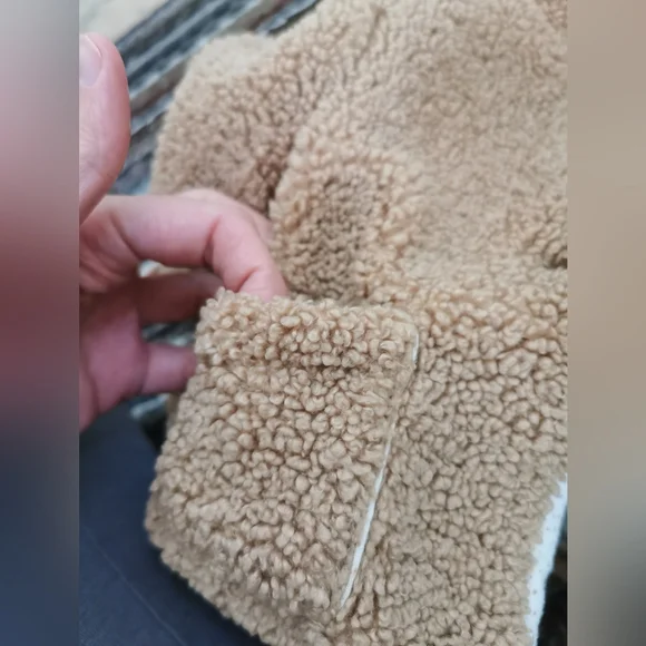 SOLD ON FB- Zara 3-6 month Sherpa Jacket - Picture 7 of 12
